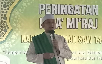 Taushiyah Isra' Mi'raj di MAN Berau menghadirkan Ust. H. Habib Fahmi